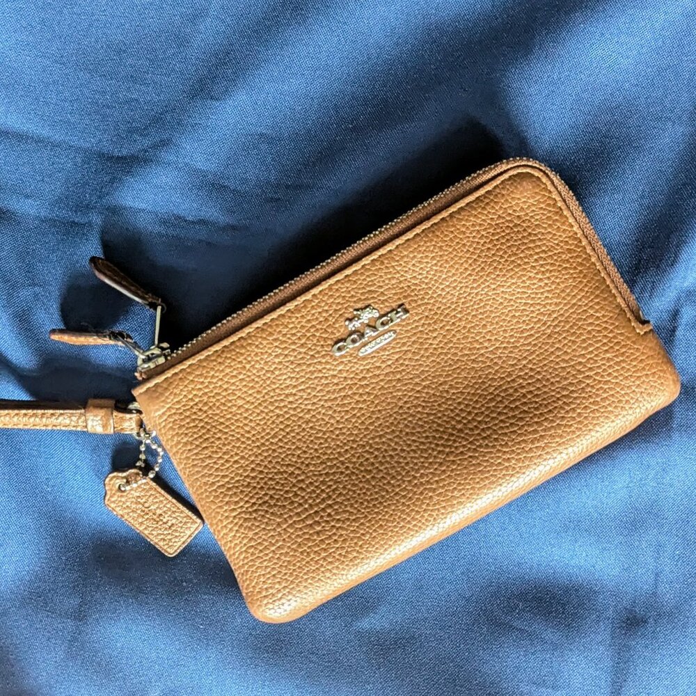 Coach Double Corner Zip Wristlet In Polished Pebbled Leather